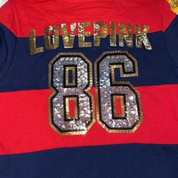 ‎Victoria’s
Secret PINK Hoodie - Picture 5 of 9